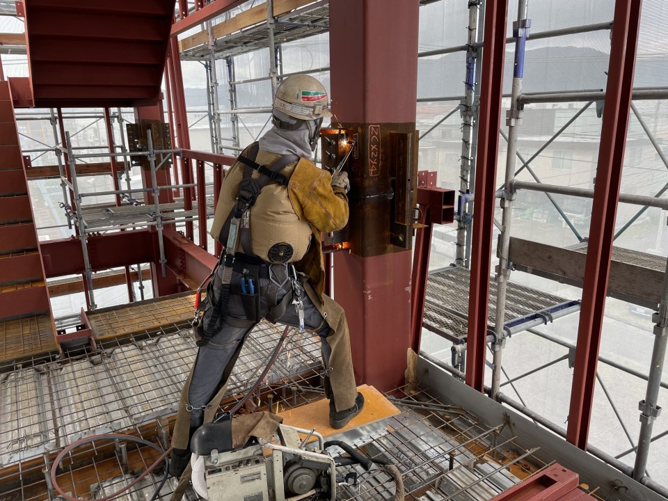 pixta_98852116_M-960x720